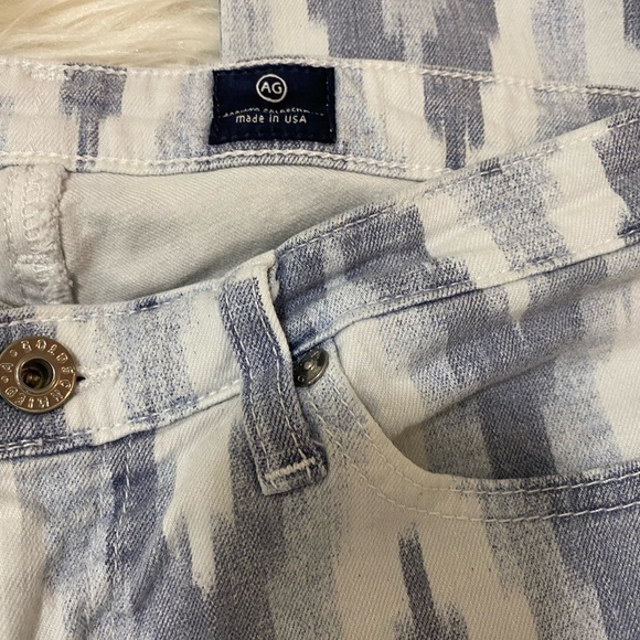 AG ~ Women’s The Stilt Cigarette Leg Denim Jeans IKAT pattern (Chevron) Size 28R - Picture 5 of 13
